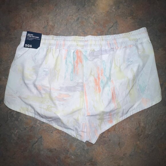 Womens‎ DSG Stride Shorts Large Torn Camo Multi Moisture-Wicking - Picture 2 of 9